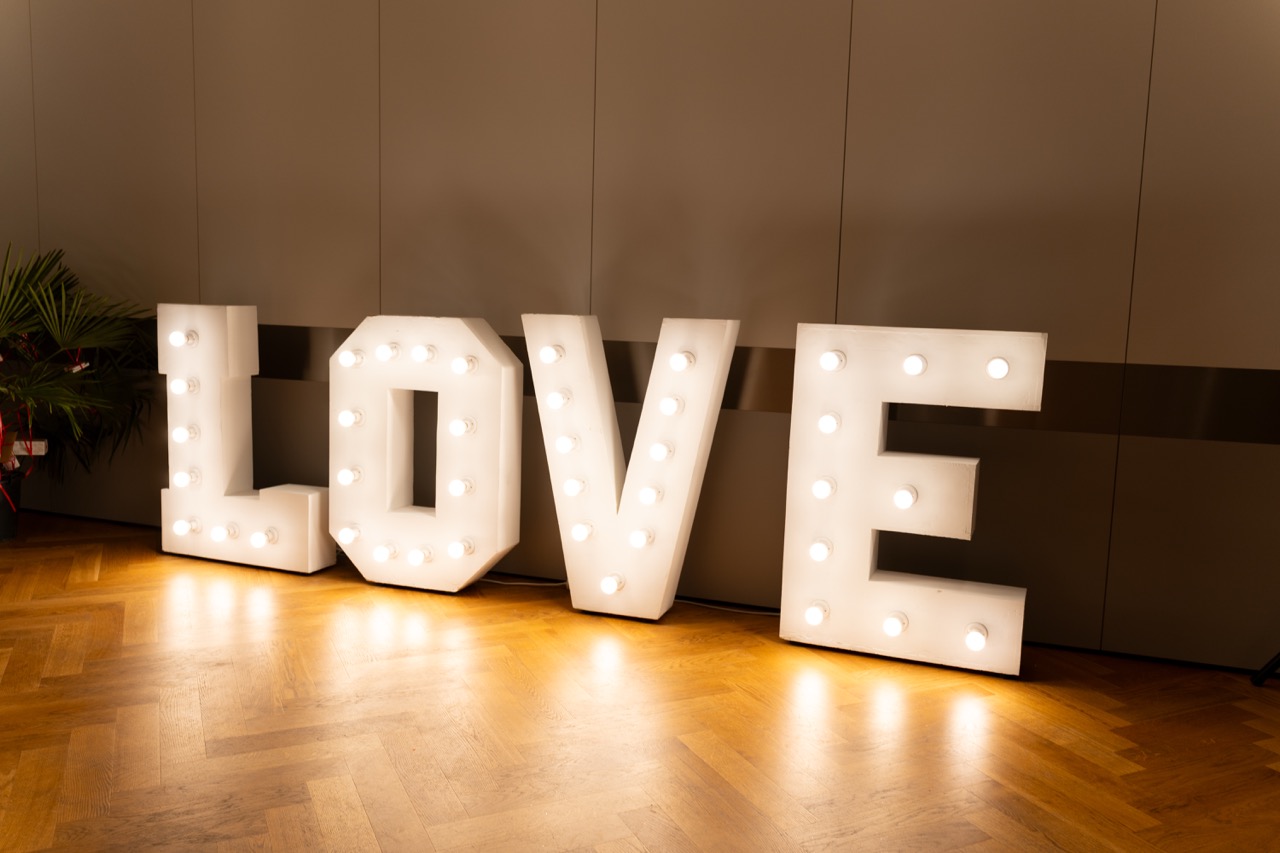 XXL LOVE Buchstaben